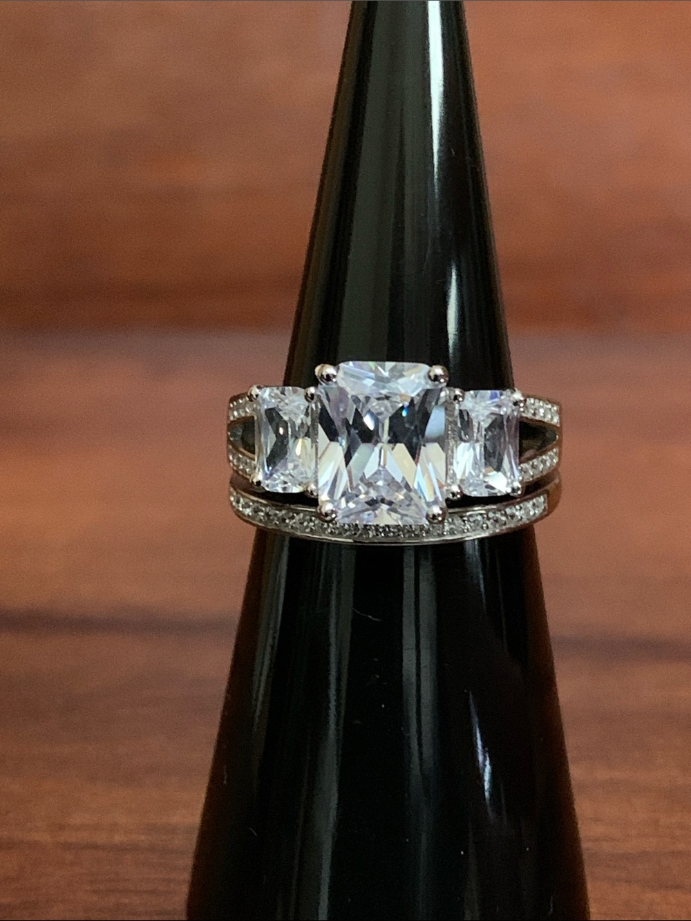 New 925 silver cz radiant cut engagement/wedding ring set